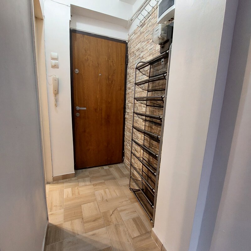 Garsoniera cu centrala, Bd Ferdinand intersectie Sos. Pantelimon, Obor